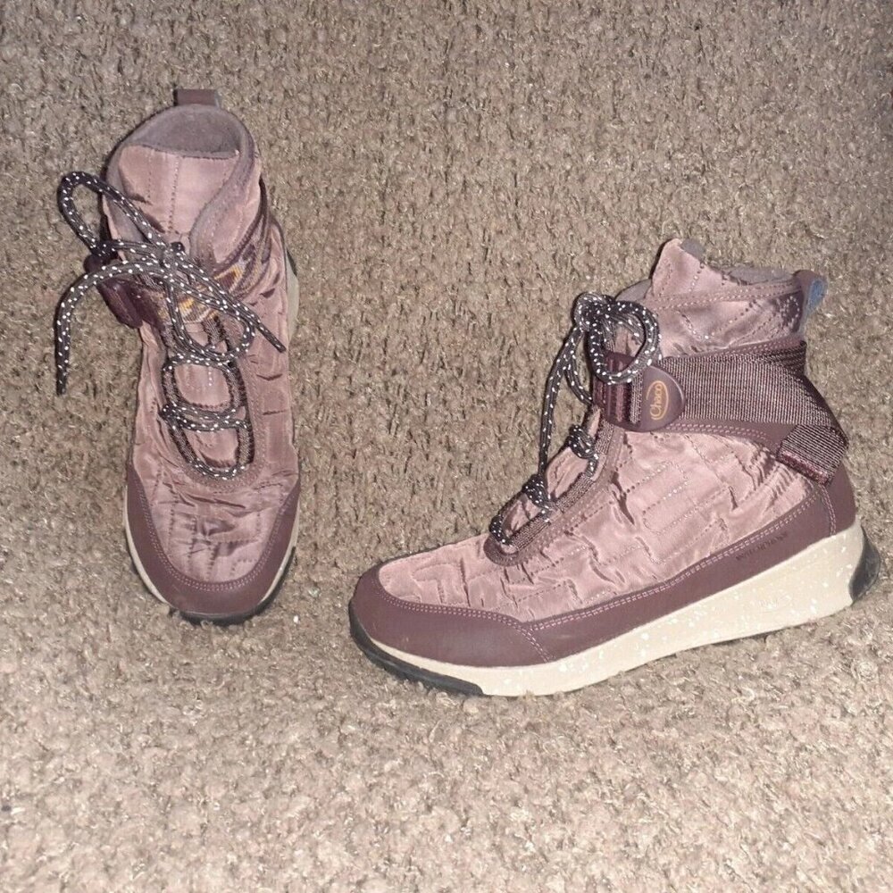 CHACO-Borealis Quilt Waterproof Boots-Plum/Burgundy-Size 6.5-Excellent